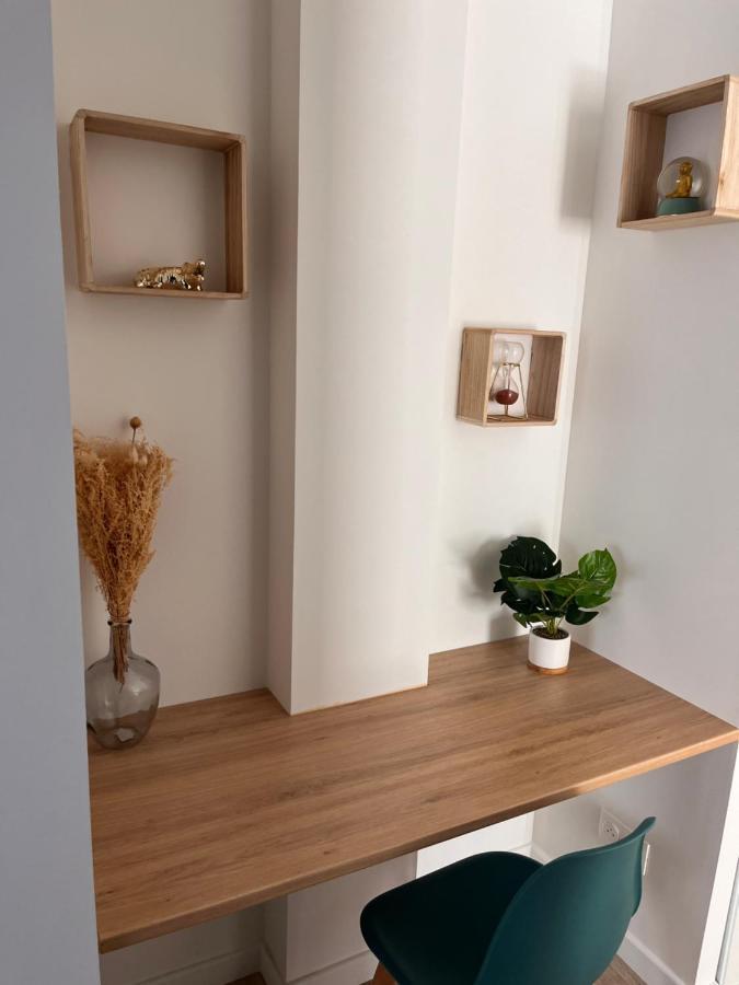 Studio Cosy Avec Terrasse, Proche Chantiers Et Airbus Saint-Nazaire  Exteriör bild